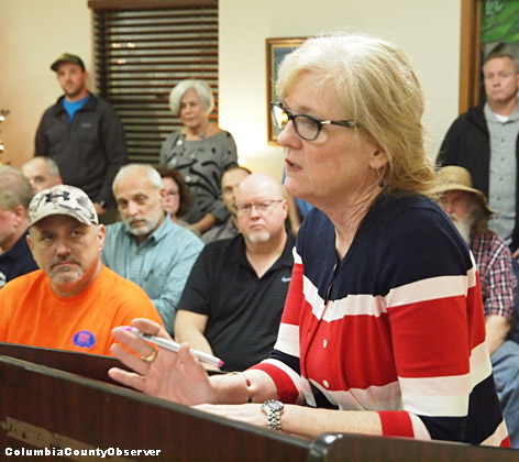 Risa Wray, owner of Seven Springs, addresses the Ft White Town Council